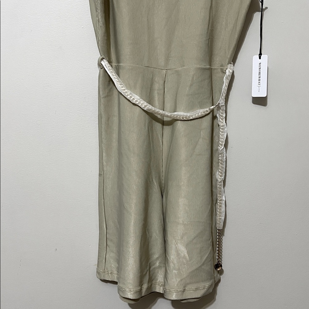We Wore What Ribbed Scoop Bodysuit - Picture 4 of 10